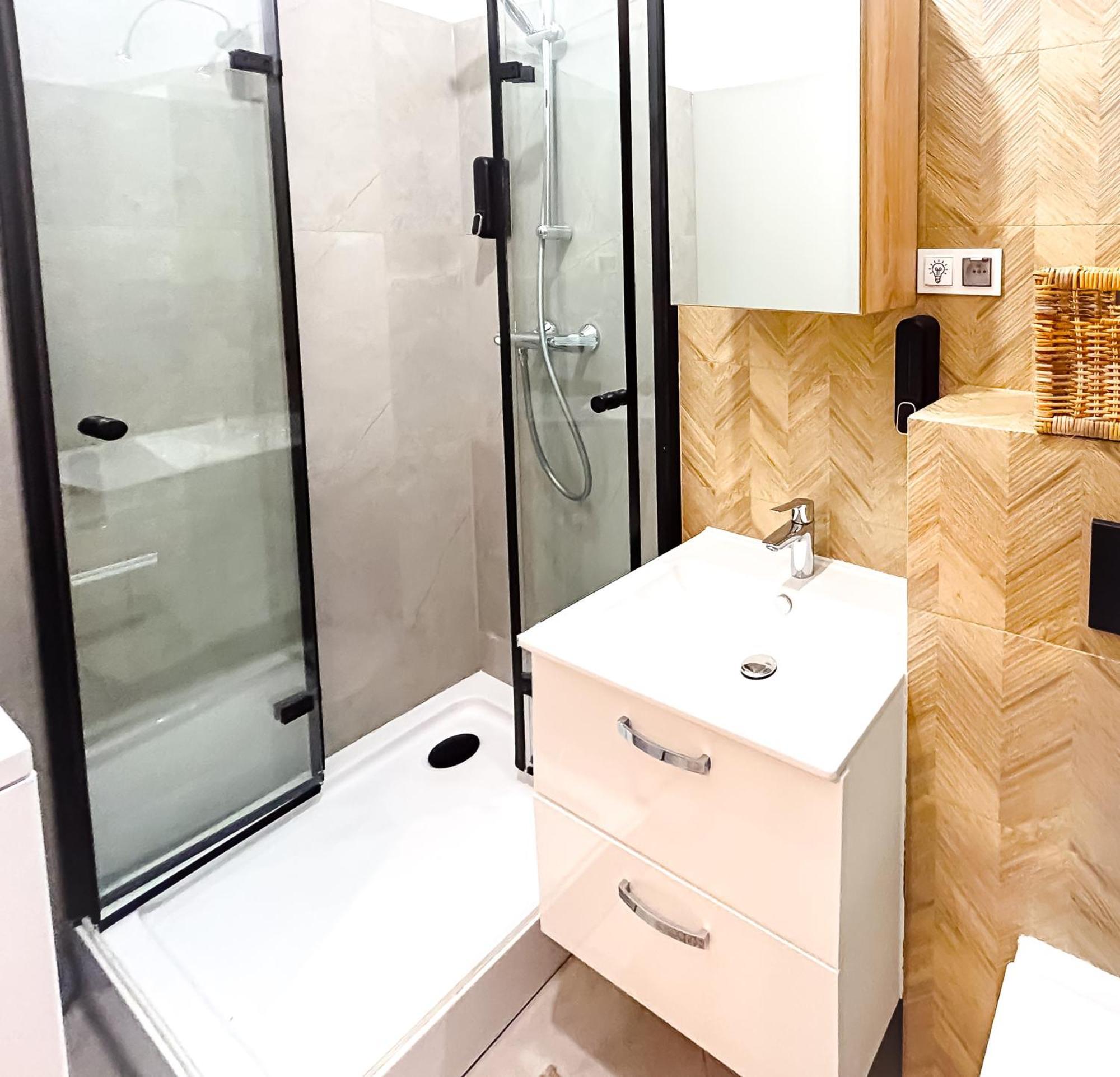 Mazurska Apartments Na Parterze Z Wejsciem Na Kod O Dowolnej Porze Szczecin Luaran gambar